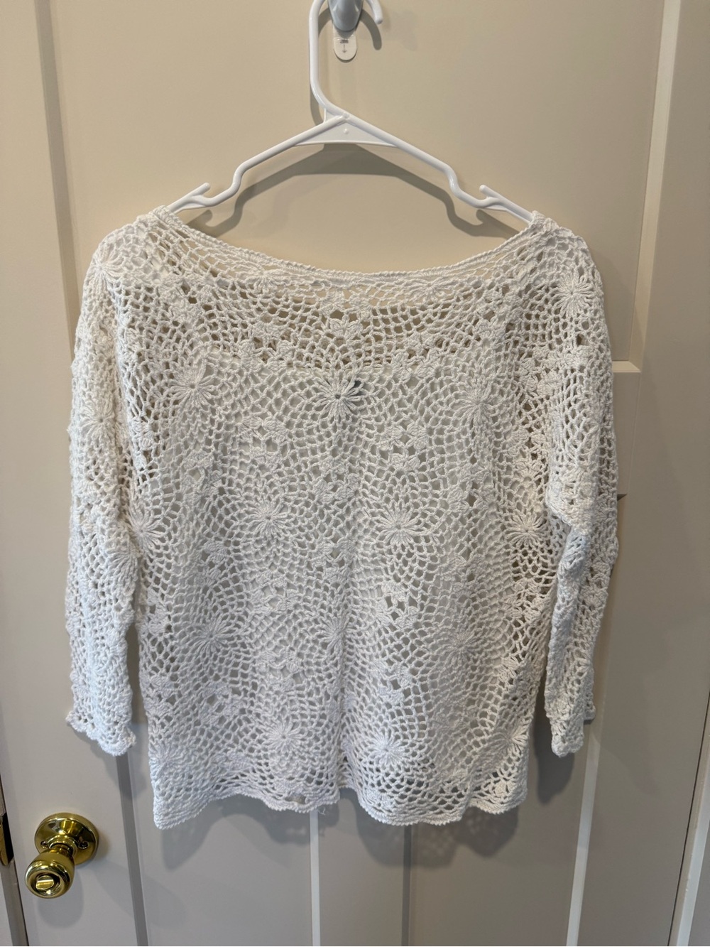 Weavz White Crochet Floral Openwork Top